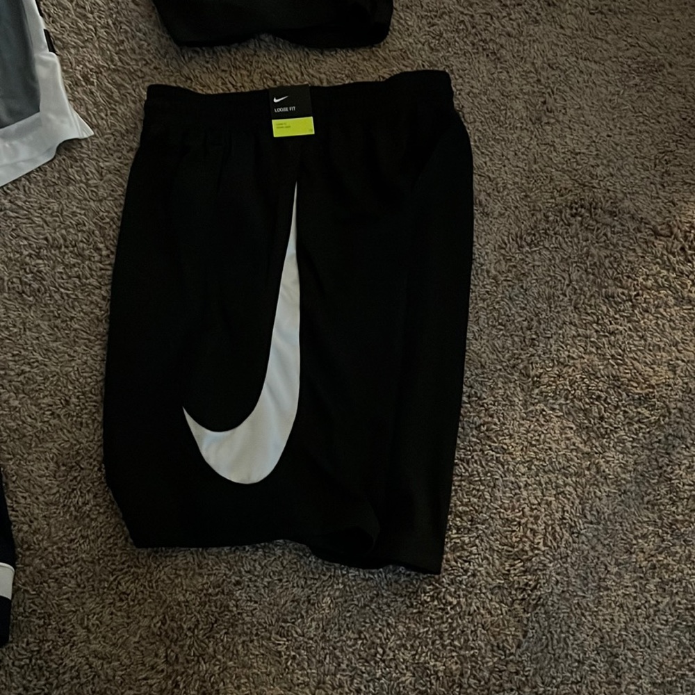 Men’s medium Nike Athletic Shorts